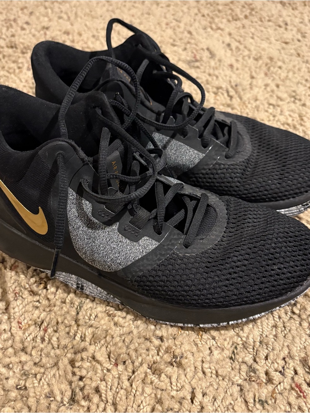 Nike Air Precision 2 Black and Metallic Gold - M 9.5